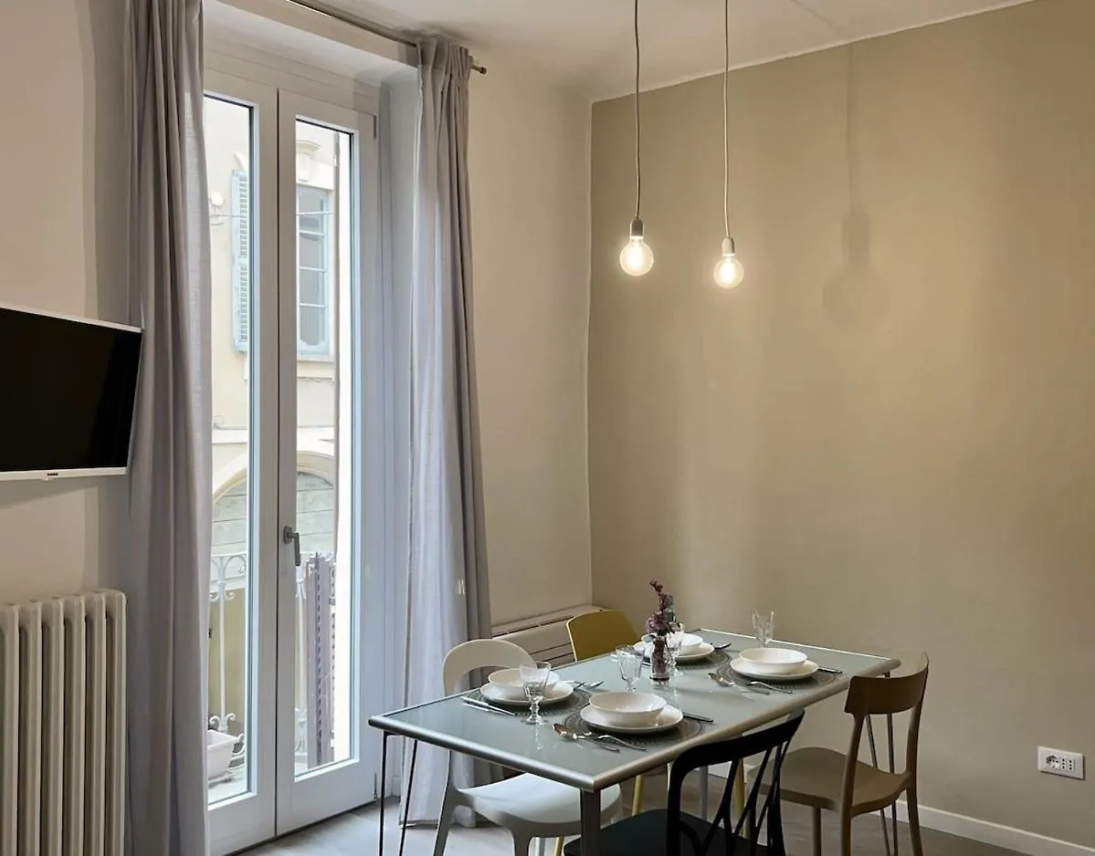 Inn Borromeo - Pavia City - By Host4U Apartment